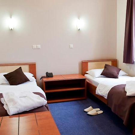 Hotel Pakrac Exterior photo